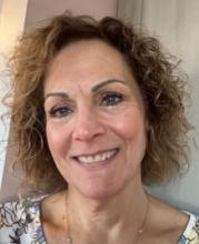 Portrait of Dr. Bernadette Amicucci, CUNY SPS Nursing program professor 