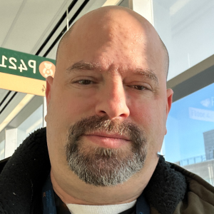 Photo of CUNY SPS Nursing Undergraduate Speaker Scott Levine